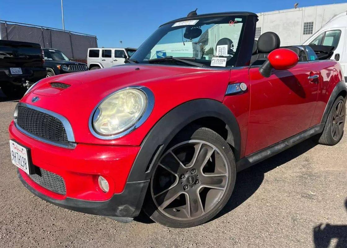 MINI COOPER CONVERTIBLE 2010 WMWMS3C58ATY50654 image